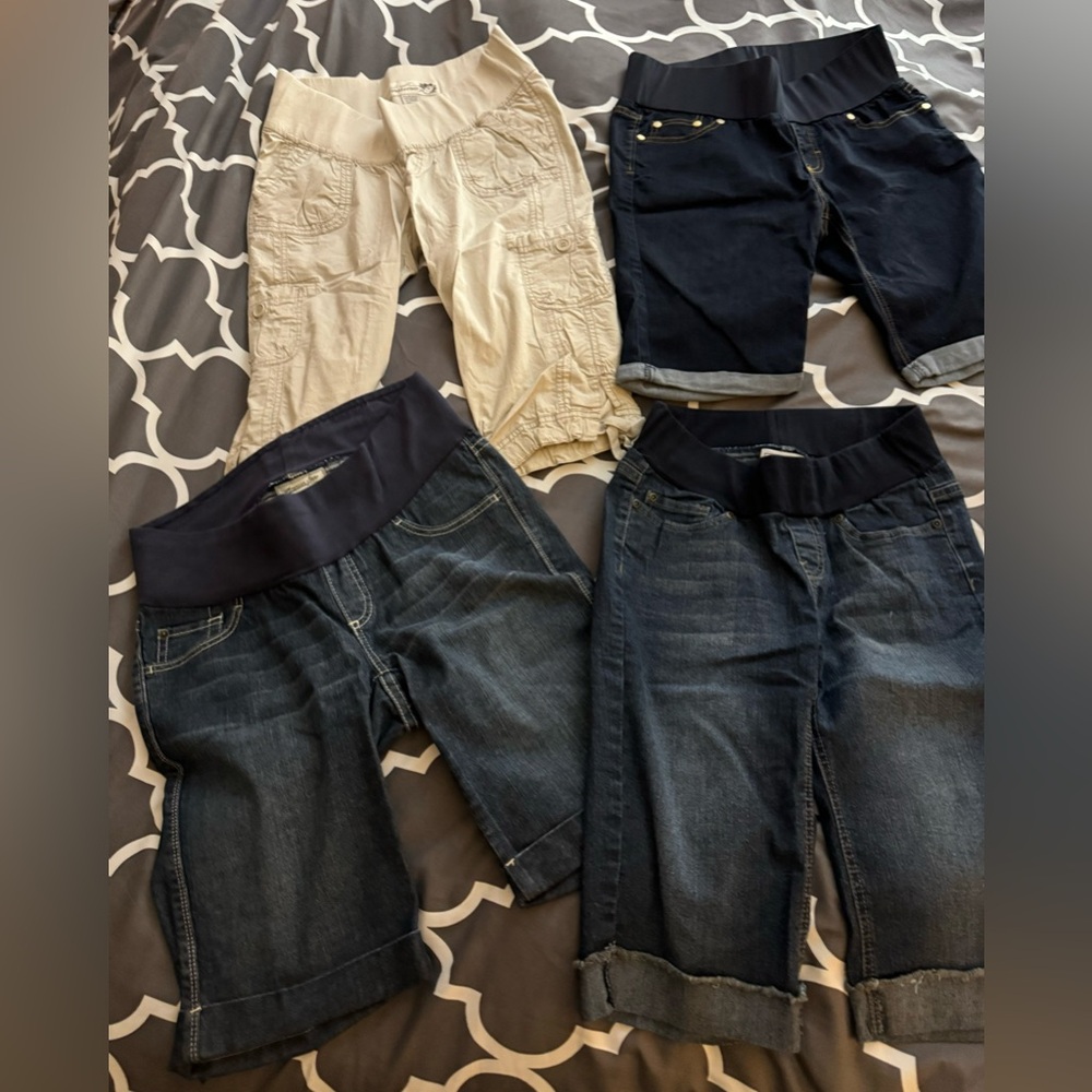 Bundle of women’s maternity knee length long shorts Jeans